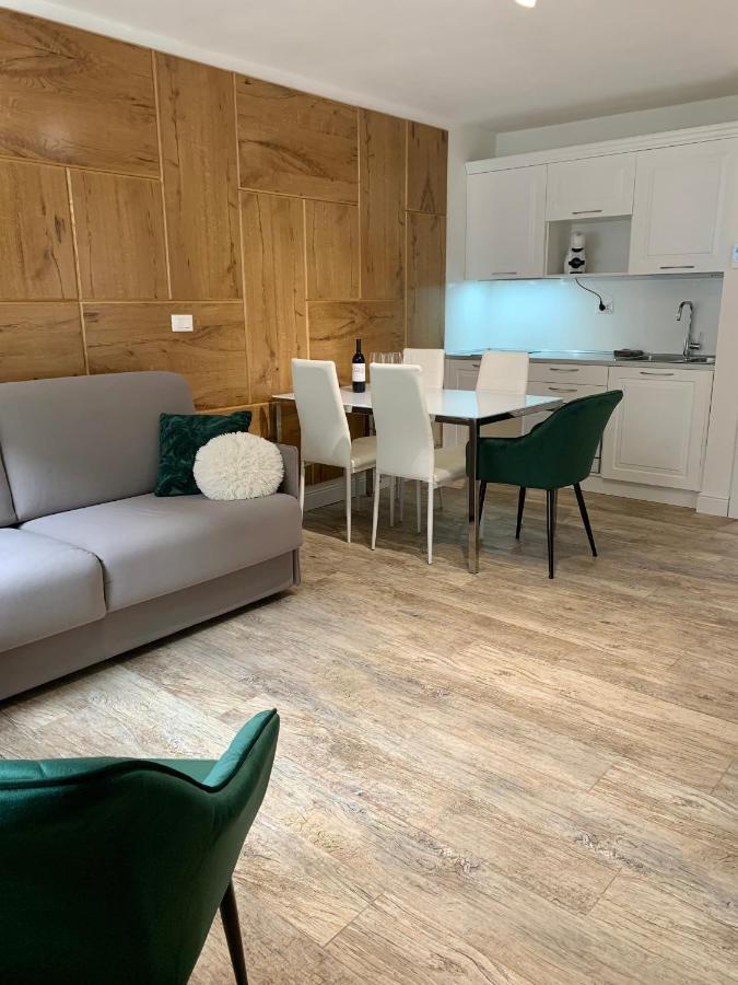 Appartamento Casa Lorica Marilleva 1400 Esterno foto